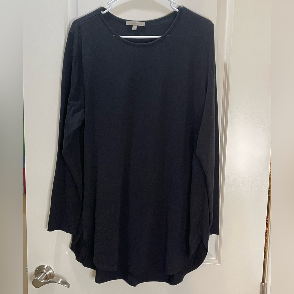 Joan Vass Black Long Sleeve Tee with Round Hem XXL